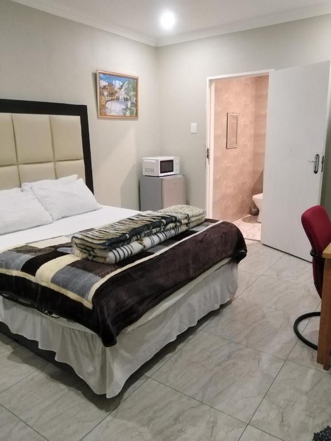 Classic-Lodge Kempton Park Luaran gambar